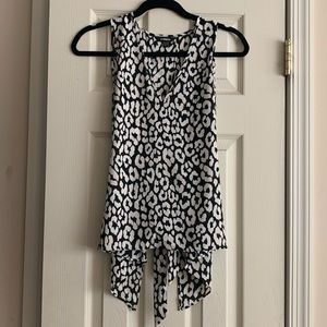 Printed Express Sleeveless Tie Back V-Neck Tank